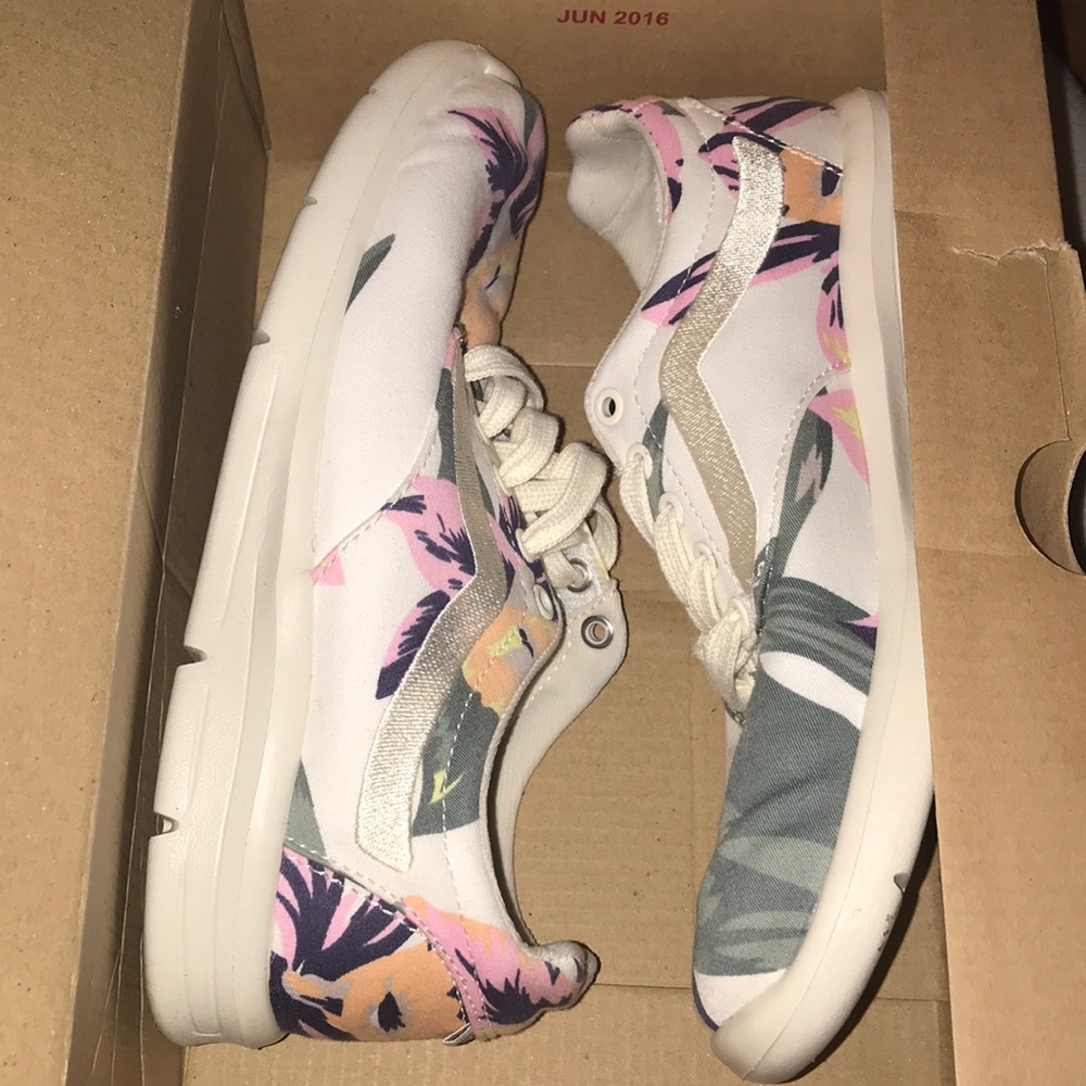 VANS TROPICAL LEAVES